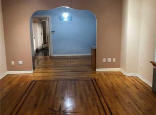 9238 176th St, Jamaica, NY 11433