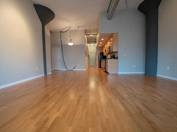4th image of 221 N Front St APT 502
