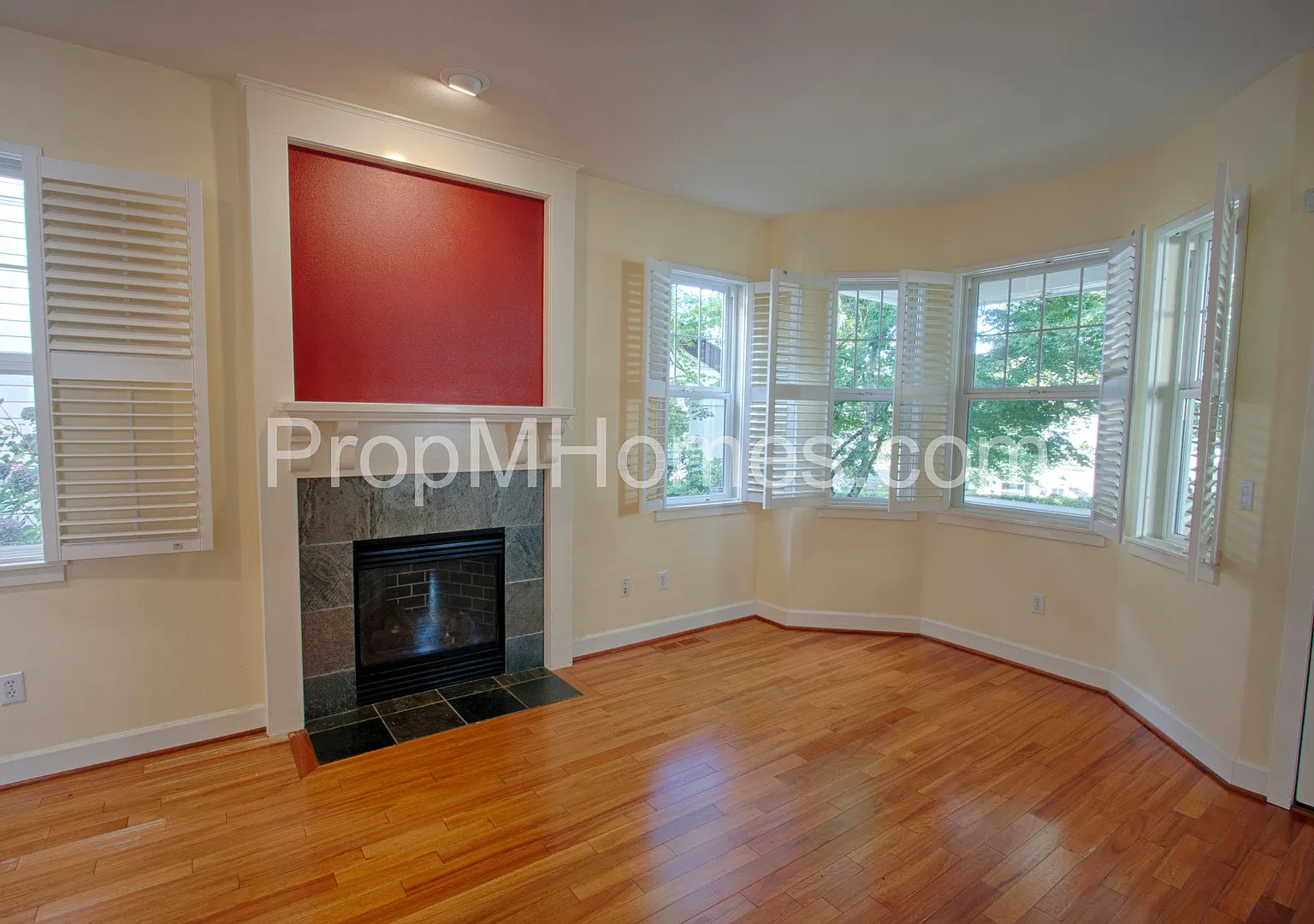 Beautiful NW Portland Craftsman Style Three Bedroom Detached Condo! — Photo 3