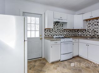 28 Everett St #1A, New Rochelle, NY 10801