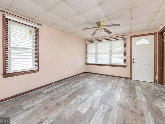 1 Center St W, Mantua, NJ 08051 | Zillow