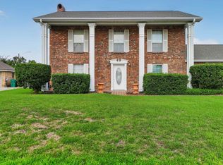 2042 Louise St, Sulphur, LA 70663