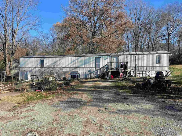 9171 S State Road 61 Rd, Oakland City, IN 47660