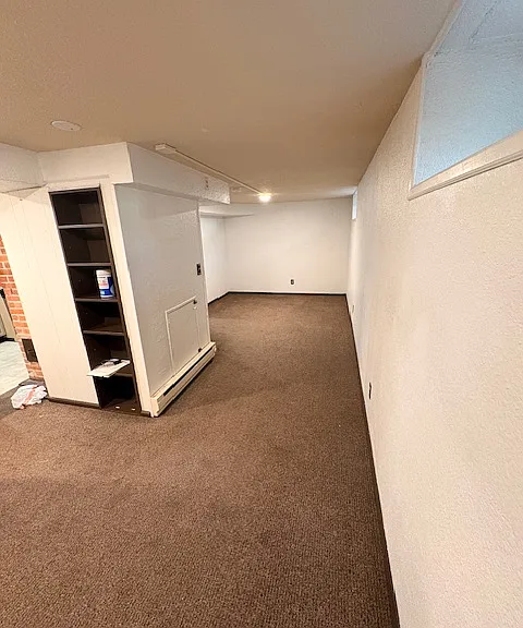 504 Woodford Ave — Photo 9