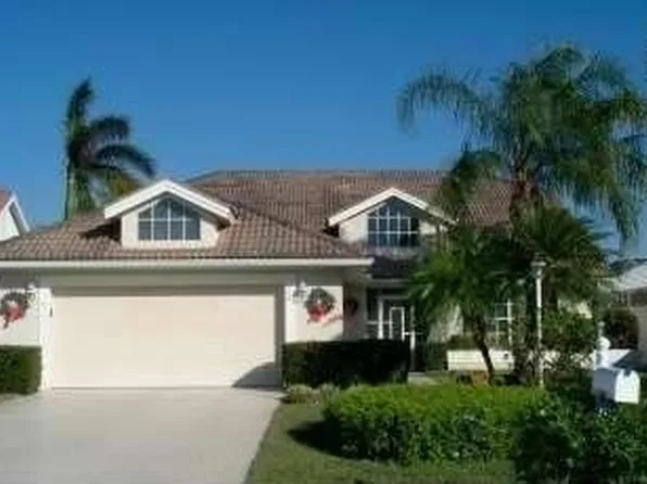 716 Provincetown Dr, Naples, FL 34104