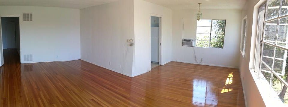 Living/dining rooms