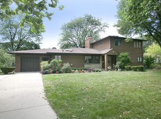 730 W Maple St, Hinsdale, IL 60521