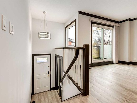 3rd image of 1619 N 16th Ave SW