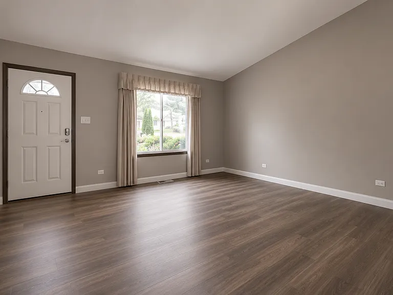 137 Lasalle Rd — Photo 9