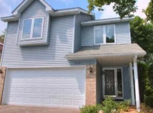 5745 Willow Trl, Shoreview, MN 55126