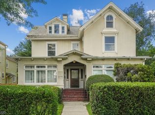 94 Park St UNIT 2E, Montclair, NJ 07042
