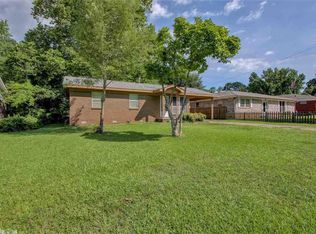 820 McHenry St, Jacksonville, AR 72076