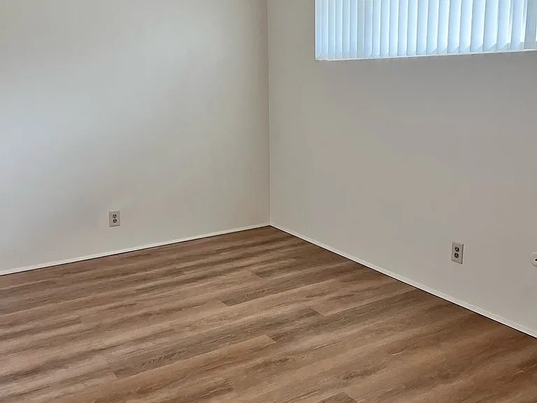 2835 Nina St #11 — Photo 12