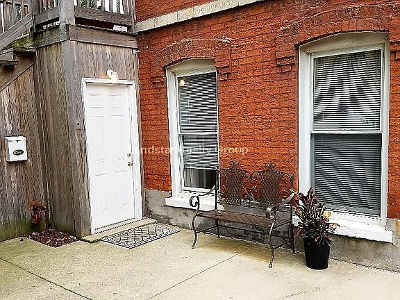 2nd image of 1946 N Wilmot Ave #1