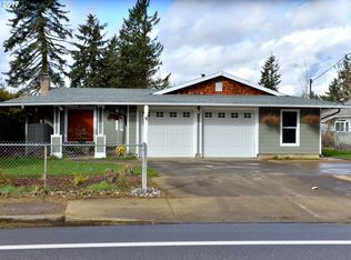 15525 NE Halsey St, Portland, OR 97230