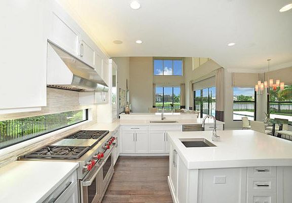 Home For Sale In The Bridges