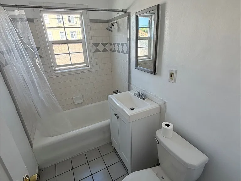 1117 Queen Anne Pl — Photo 14