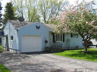 310 Lawrence Ave, North Syracuse, NY 13212