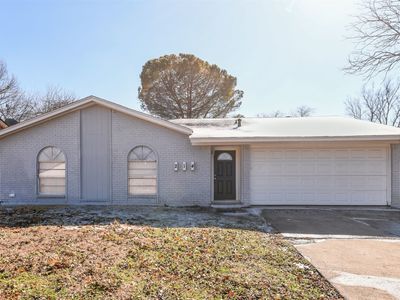 214 W Williamsburg Mnr, Arlington, TX, 76014