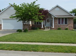 3525 Satinwood Dr, Springfield, IL 62712