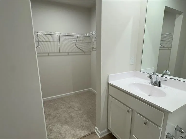 4034 Hemlock Ct — Photo 24