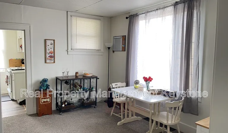 108-110 Rankin St #108 — Photo 6