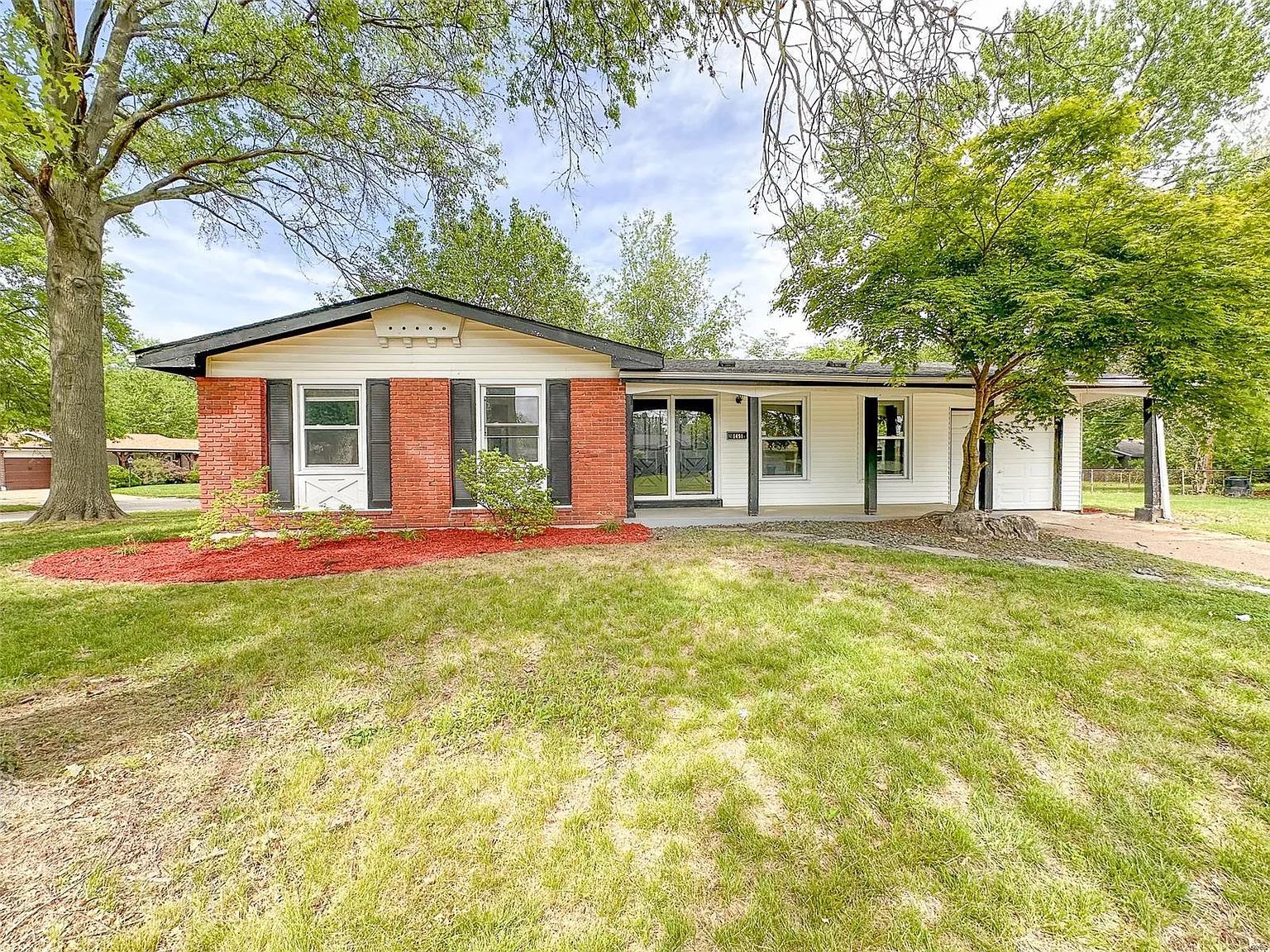 1491 Surfwood Dr photo 1
