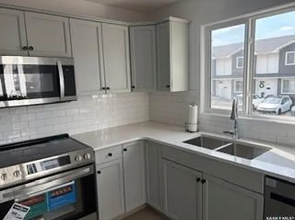 UNIT 35-4850 Harbour Landing DRIVE, Regina, SK S4W 0K9