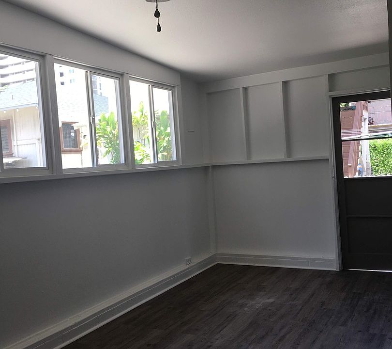2nd image of 747 Lukepane Ave #B