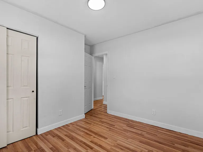4441 Marlowe St — Photo 20