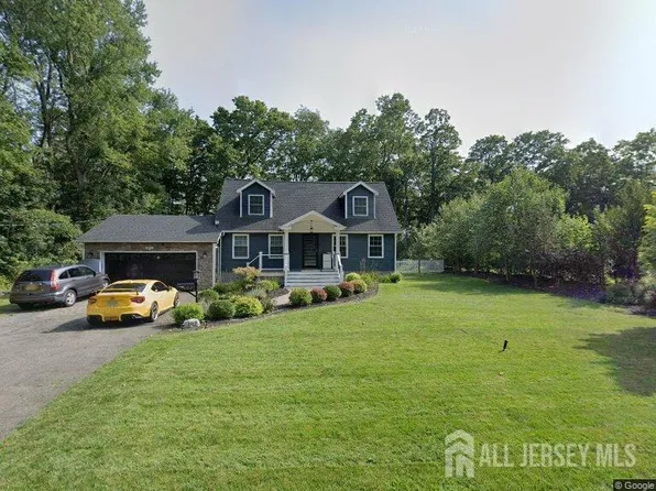 102 Stadelman Ave, Belvidere, NJ 07823