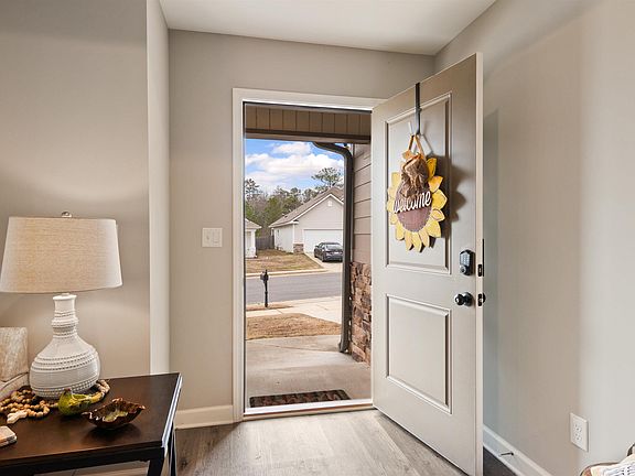 4th image of 13015 Rolling Meadows Cir