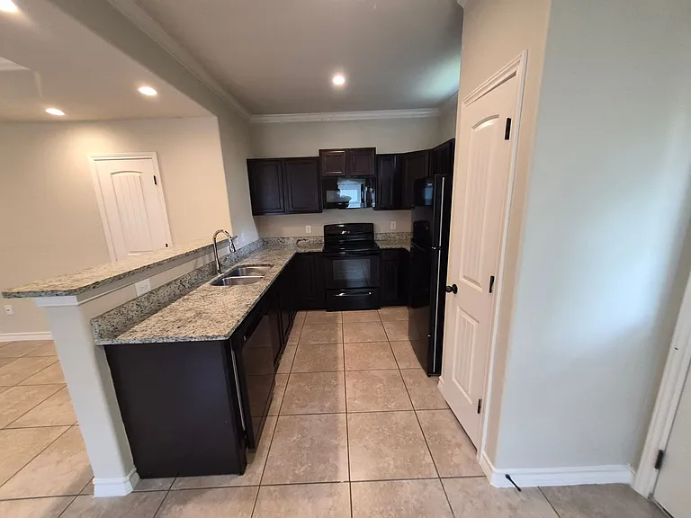 6630 Mia Way #101 — Photo 8