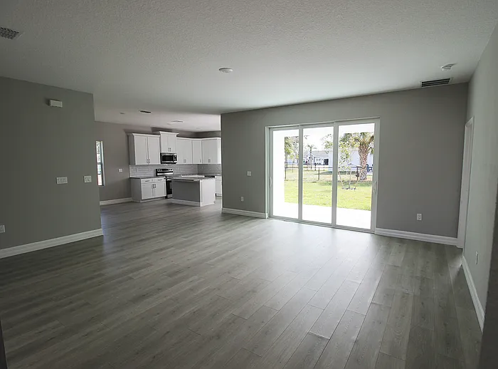 Building Photo - 25377 Doredo Dr