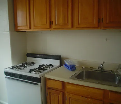 Rented by BR Edwards Associates Inc | media 3