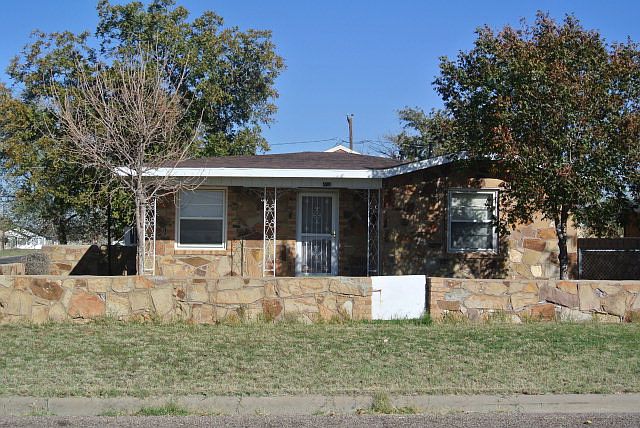 1st image of 410 Lasseter Ave