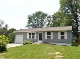 1055 Carolyn Dr, Saint Clair, MO 63077