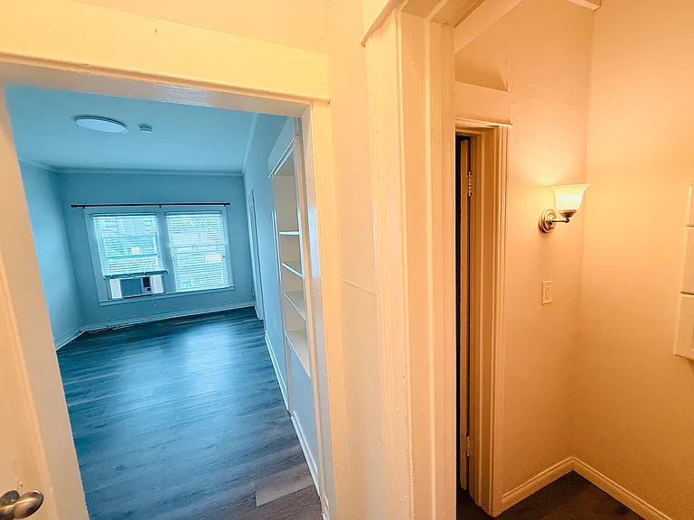4671 Hollywood Blvd #107 — Photo 10