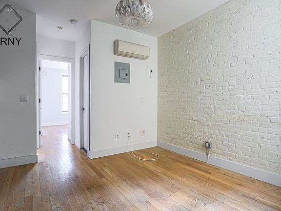 3rd image of 336 Chauncey St #2BA