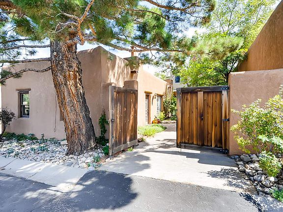 2nd image of 985 Agua Fria St Unit 112