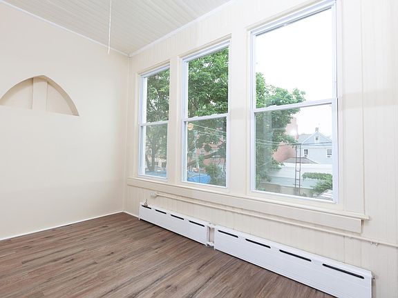 5th image of 10453 38th Ave #2