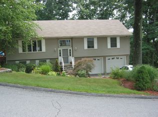 102 Plum Rd, Mahopac, NY 10541