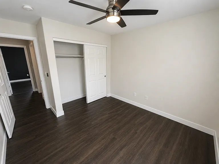 9401 Yellowshale St — Photo 25