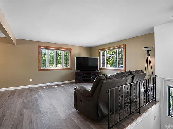 5th image of 3412 Wonderview Dr