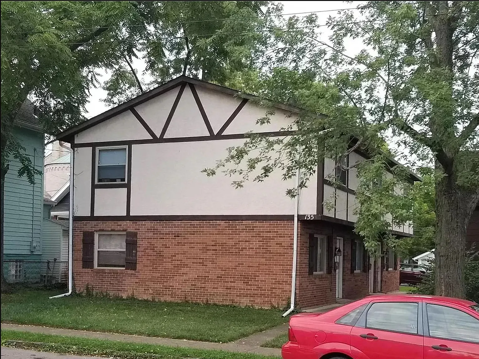 2 bed, 870 sqft, $1,250 — Photo 1