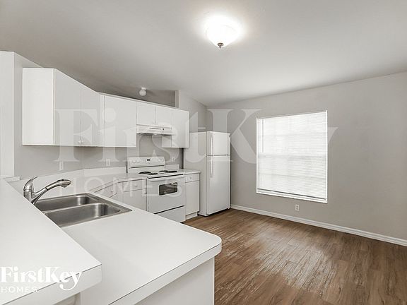 5th image of 513 Jefferson Dr