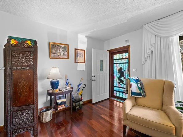 511 Dunad Ave, Opa Locka, FL 33054