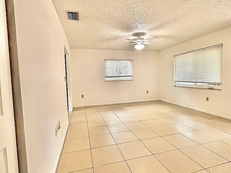 1211 Bass Blvd #A — Photo 4