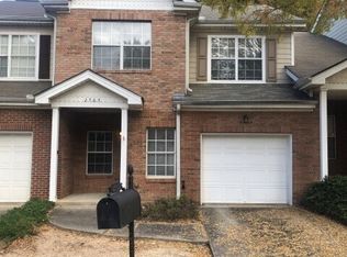 2565 Laurel Cir NW, Atlanta, GA 30311