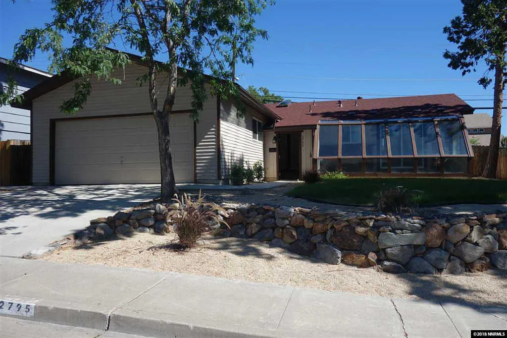 2795 Scholl Dr photo 1